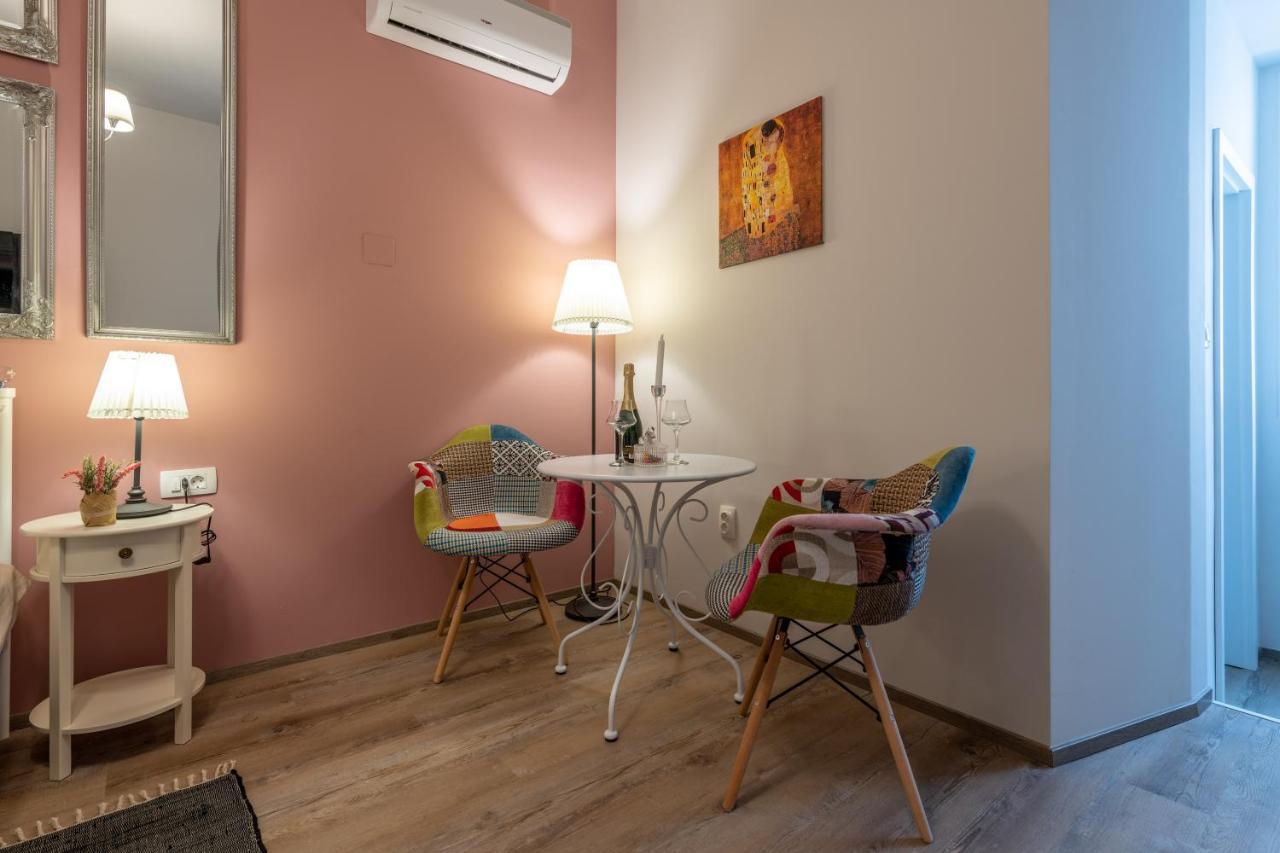 Old Romantic 4 With Free Private Parking Apartman *