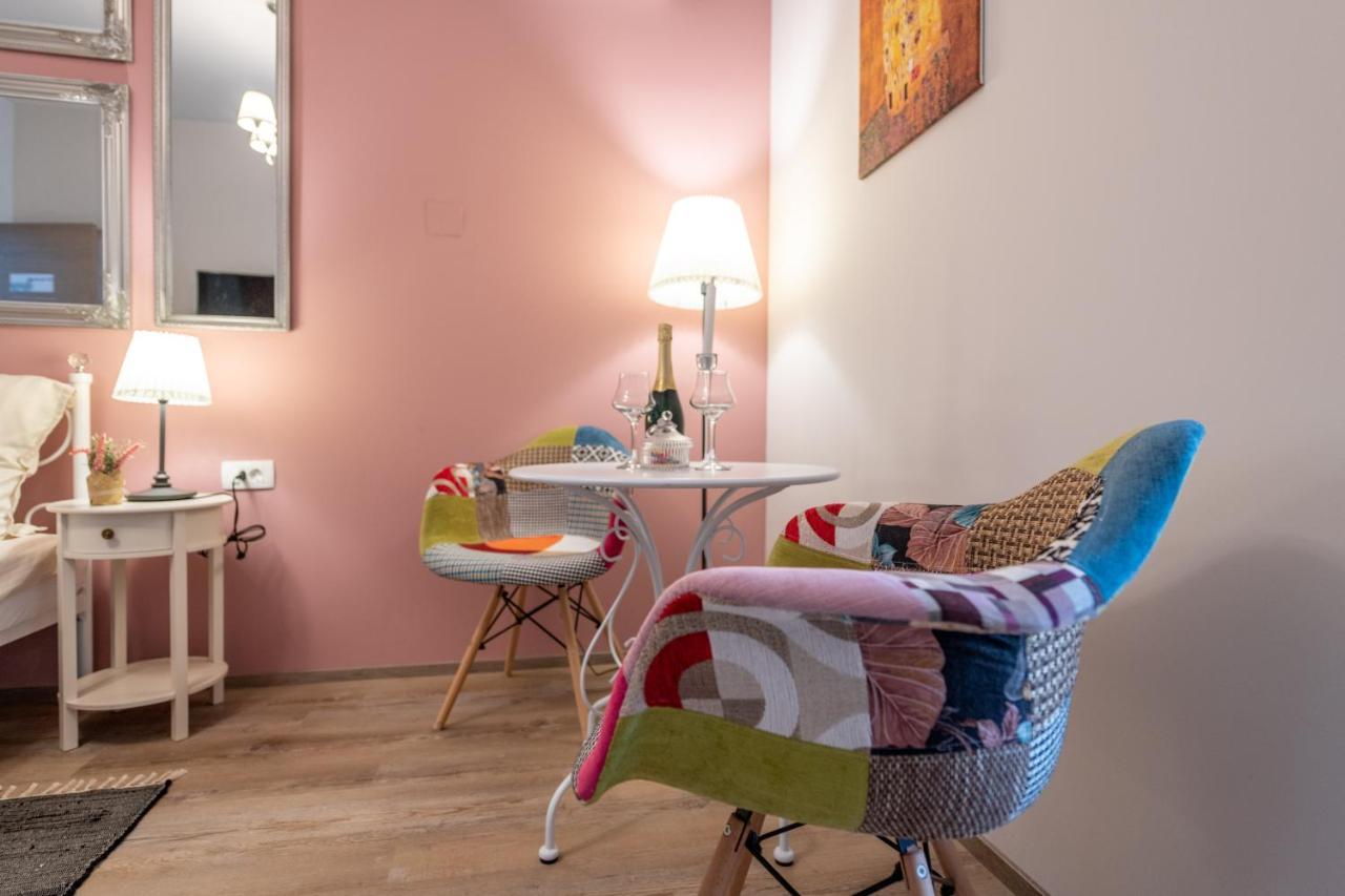 Apartman Old Romantic 4 With Free Private Parking *